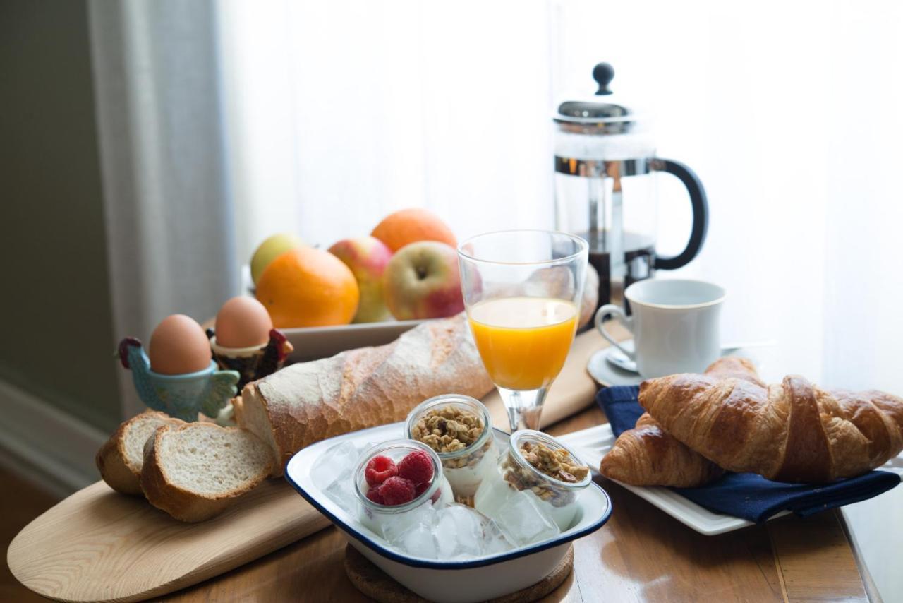 Le Petit Cochon Bed & Breakfast Valence-sur-Baise Exterior photo