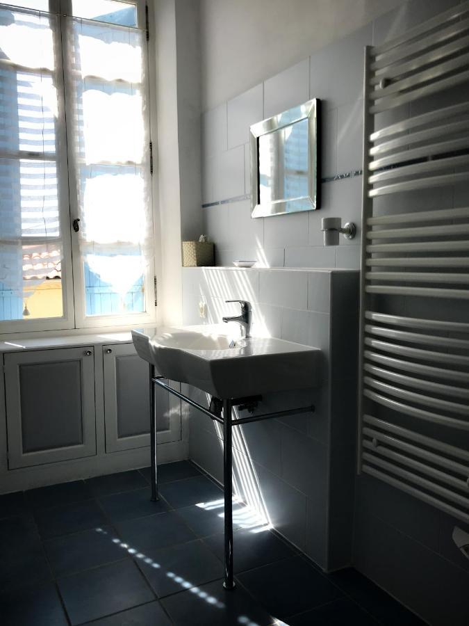 Le Petit Cochon Bed & Breakfast Valence-sur-Baise Exterior photo
