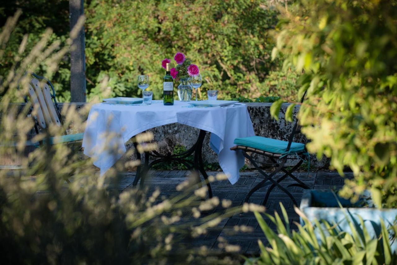 Le Petit Cochon Bed & Breakfast Valence-sur-Baise Exterior photo